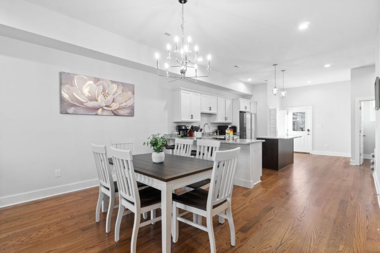 Vila Rebecca'S Downtown Luxury Living Clarksville Exteriér fotografie