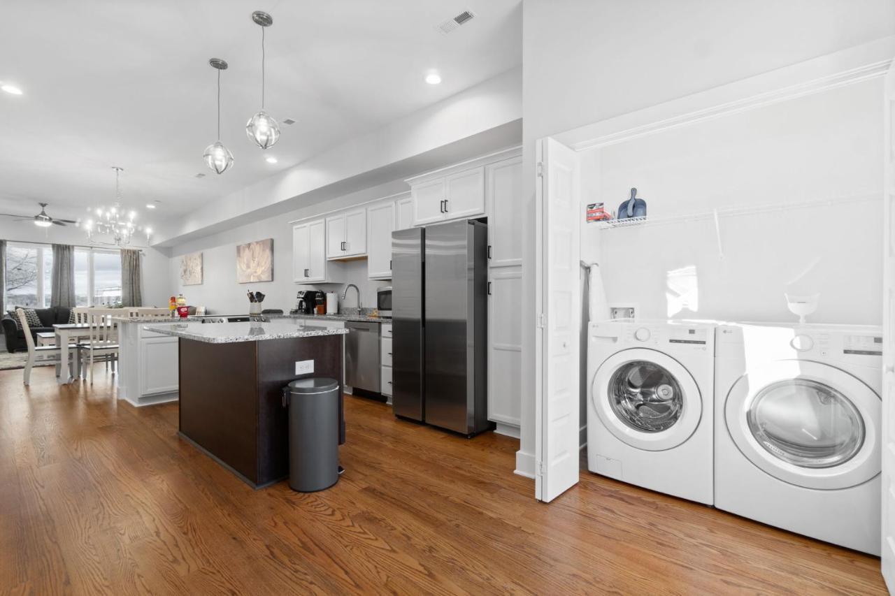 Vila Rebecca'S Downtown Luxury Living Clarksville Exteriér fotografie